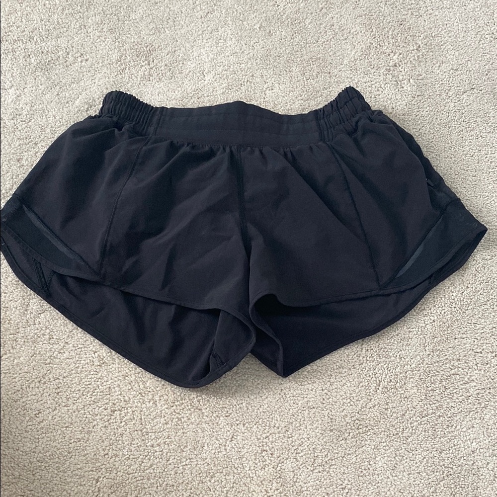 Lululemon Black Hottie Hot 2.5” Shorts